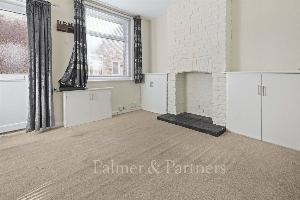 Property photo 2 of 6 Reception Room 1