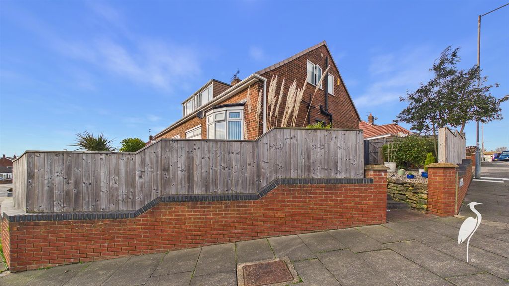 Property photo 1 of 28