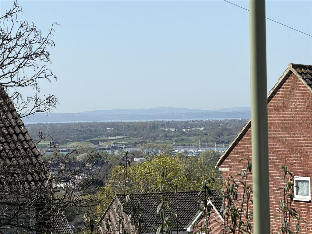 Property photo 2 of 16 Img_3983.Jpg