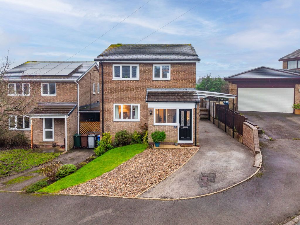 Property photo 1 of 27