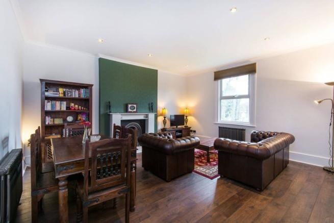 Property photo 3 of 9 Recpeption