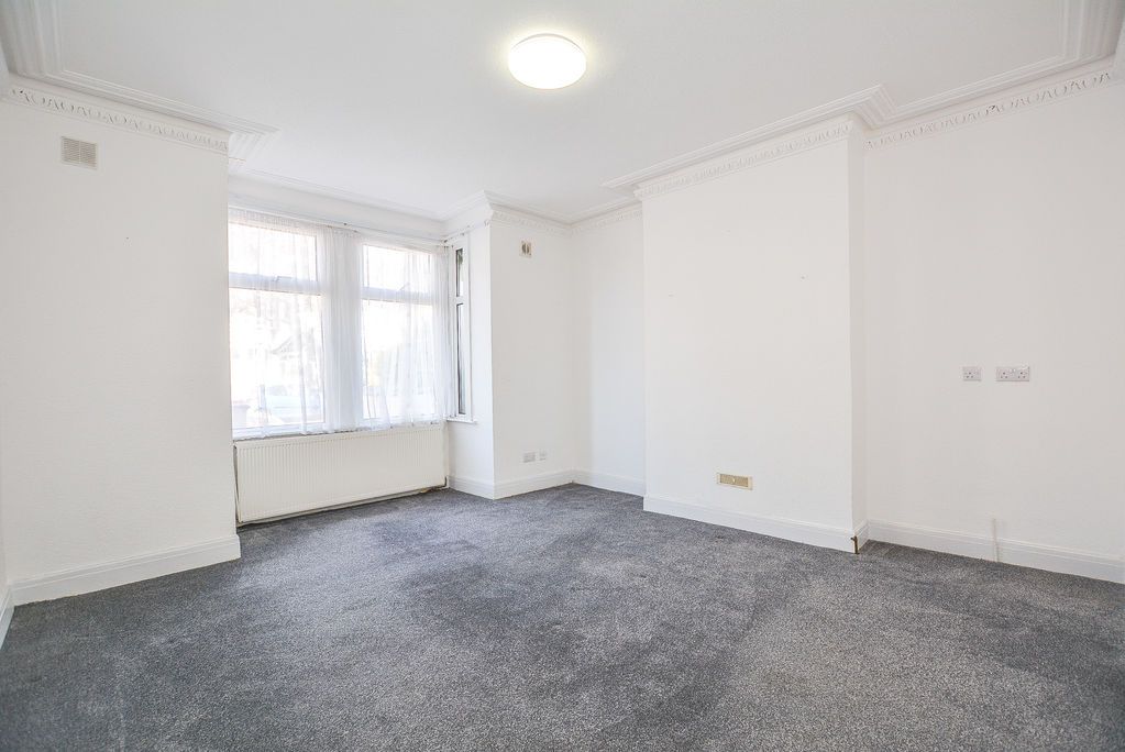 Property photo 2 of 11 Photo 6