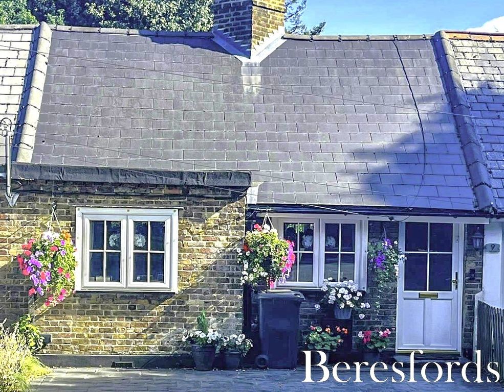 Property photo 1 of 13 Front