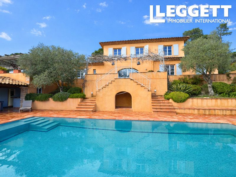 Property photo 2 of 10