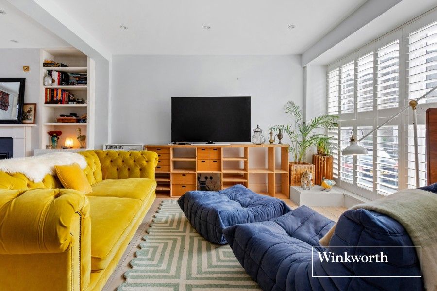 Property photo 1 of 18