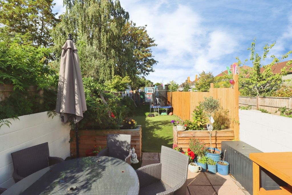 Property photo 2 of 15 Pbox-Img.Jpg