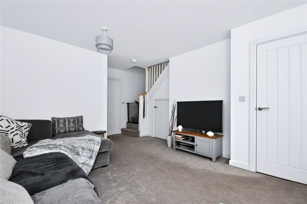 Property photo 3 of 23 Picture No. 05