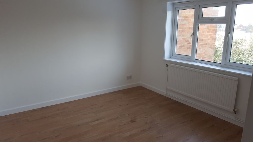 Property photo 3 of 4 Bedroom