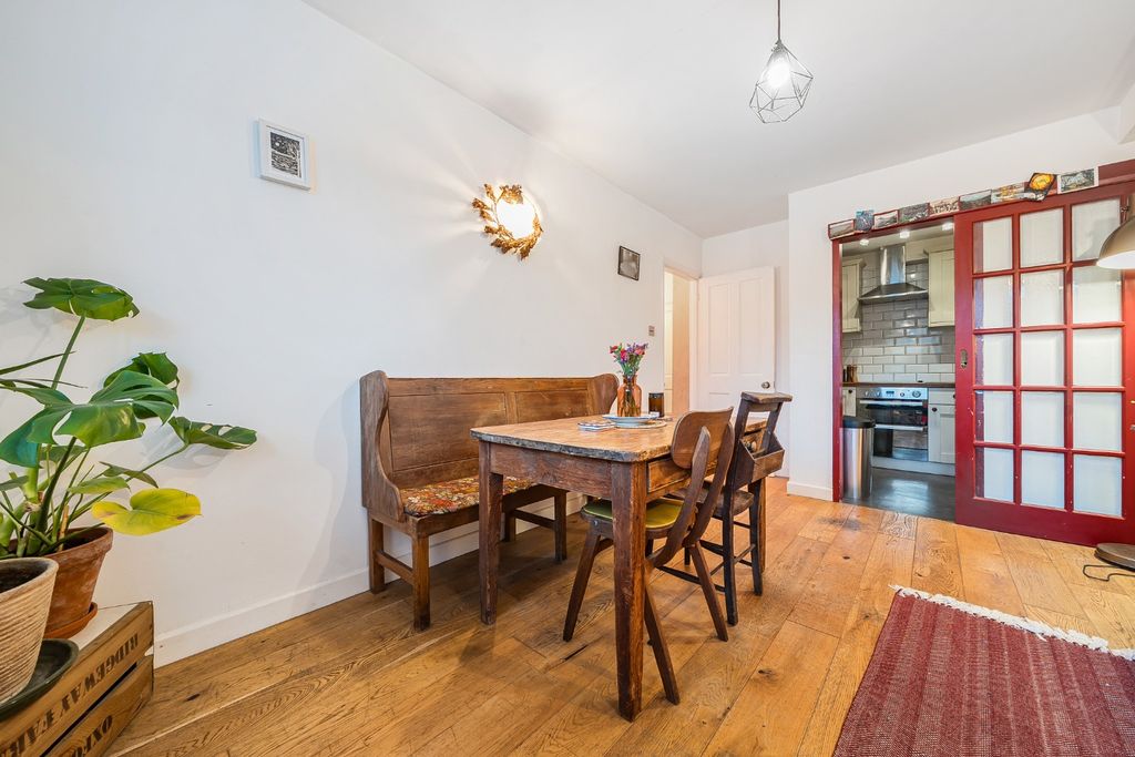 Property photo 3 of 14 4666745