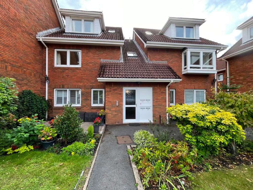 Property photo 2 of 23