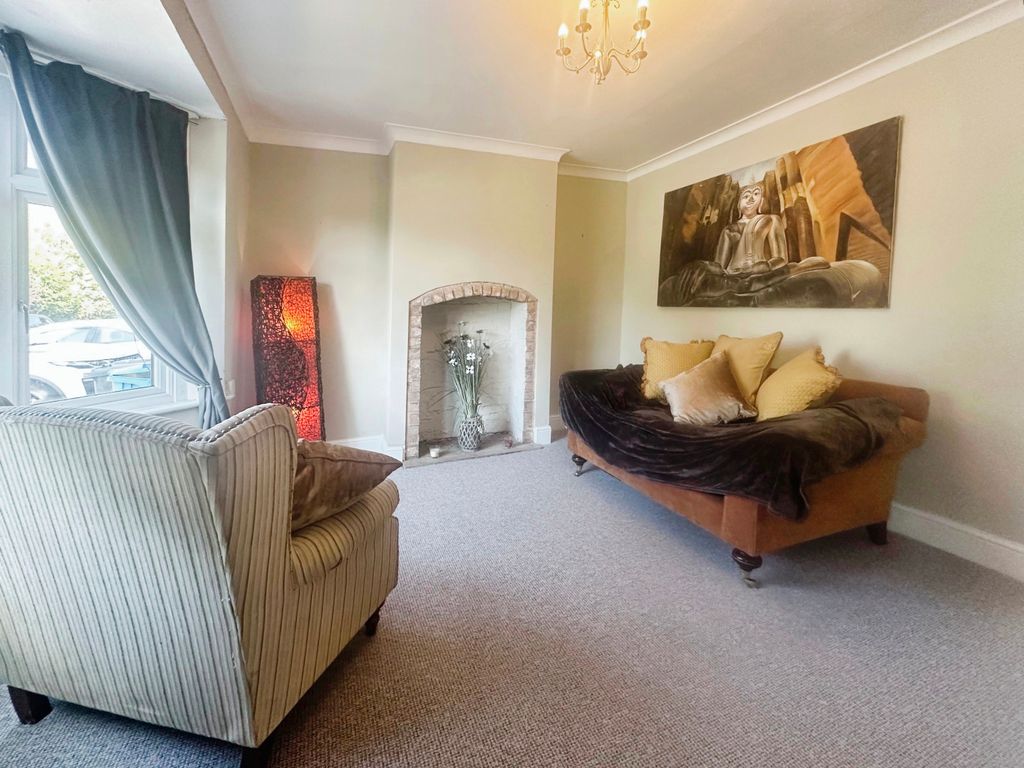 Property photo 3 of 17 Front Reception Room