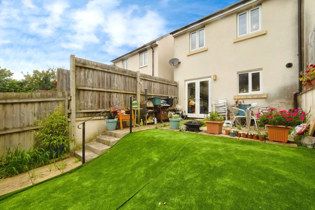 Property photo 1 of 16 Photo