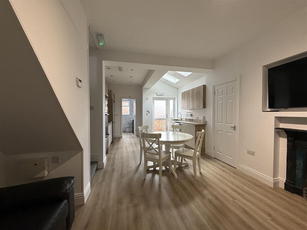 Property photo 3 of 13 Img_0697.Jpg