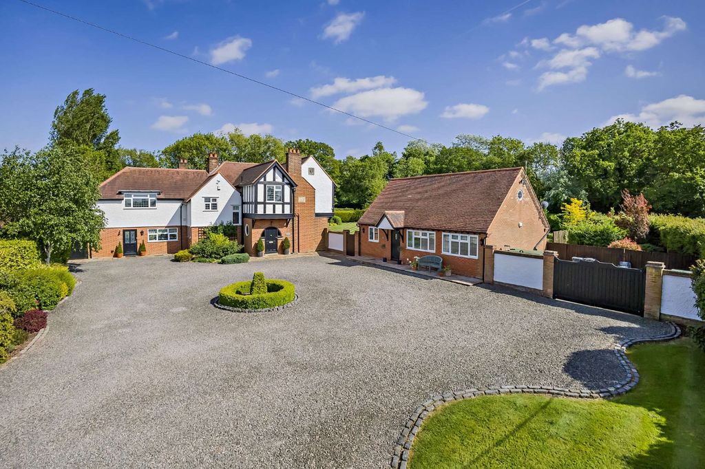 Property photo 2 of 41 Picture No. 60
