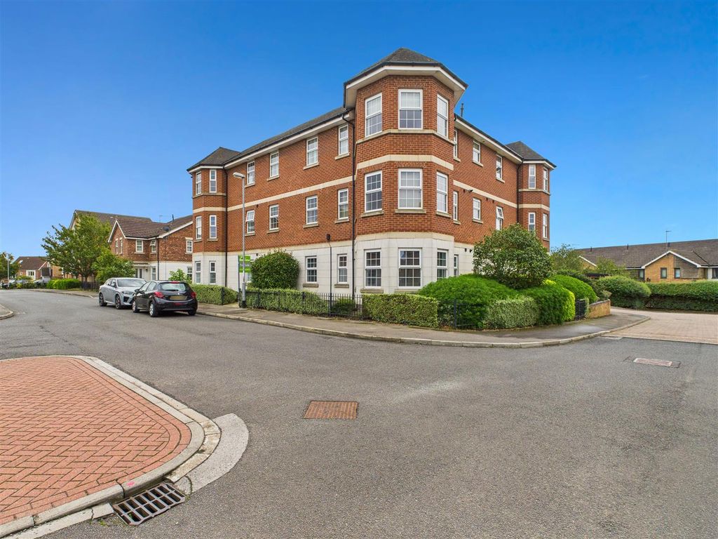 Property photo 1 of 10 Cam03303G0-Pr0211-Still001.Jpg