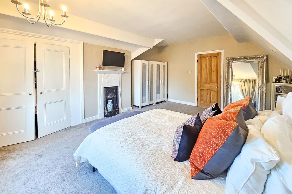 Additional image 12 of 2 bed flat for saleHarlow Oval, Harrogate HG2