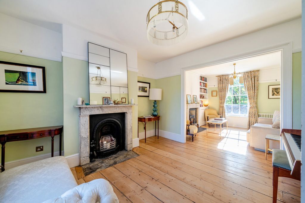 Property photo 2 of 19 1516441-9-6Ab110c...