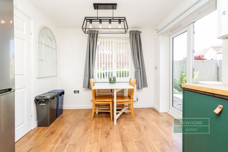 Property photo 3 of 19 Photo 6