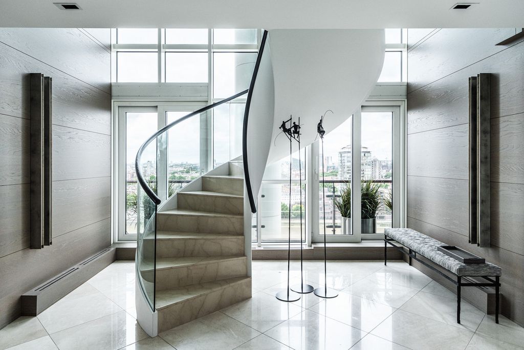 Property photo 3 of 28