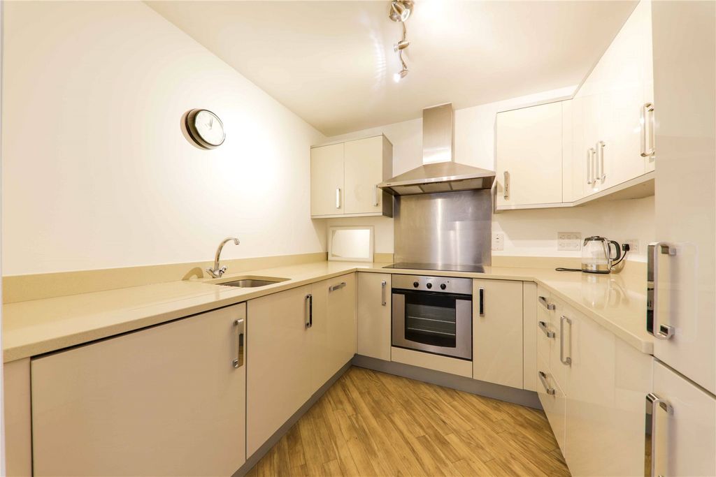 Property photo 2 of 8 Picture No. 03