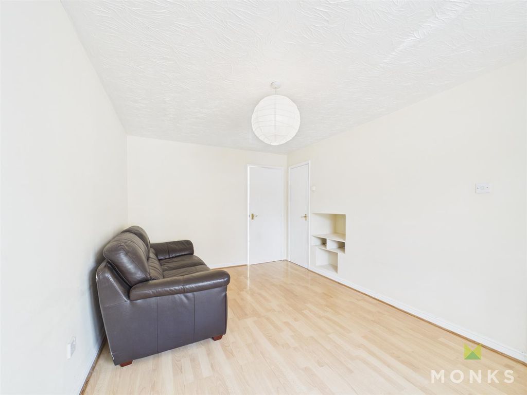Property photo 3 of 20 Cam01520G0-Pr0407-Still007.Jpg