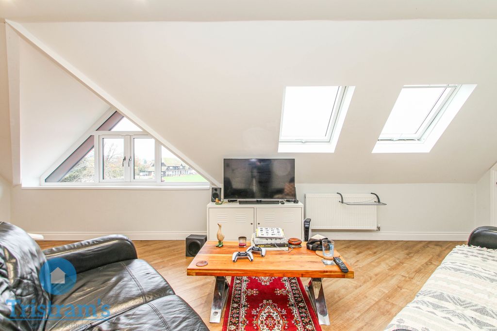 Property photo 1 of 10 Img_4341