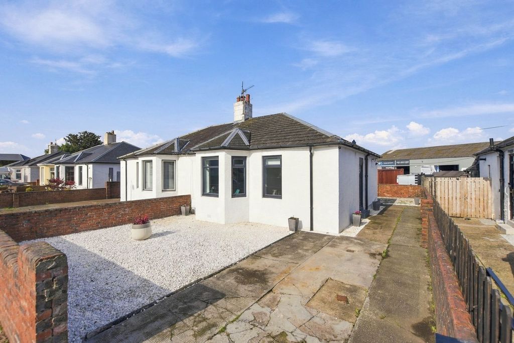 Property photo 1 of 25