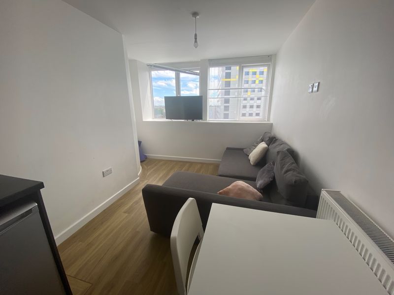 Property photo 3 of 6 Photo 13