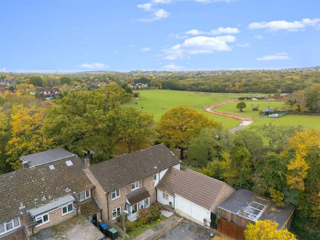 Property photo 1 of 32 Dji_20251027125250_0387_D Copy 2.Jpg