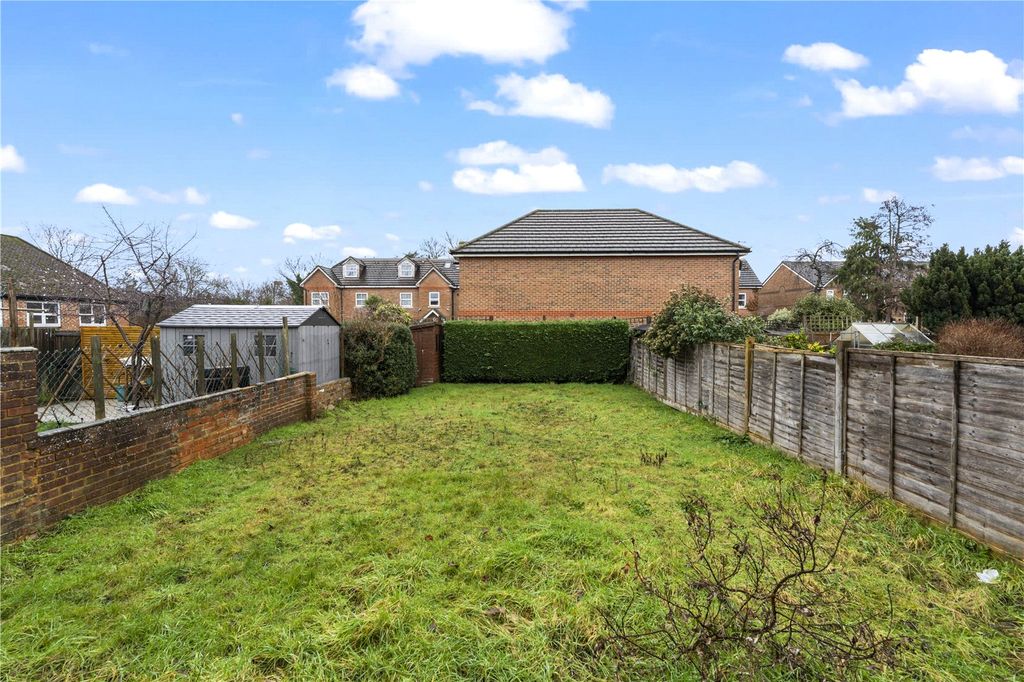 Property photo 2 of 8 Picture No. 35