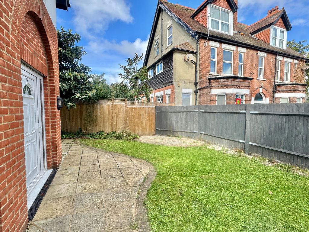 Property photo 2 of 13 Front Garden