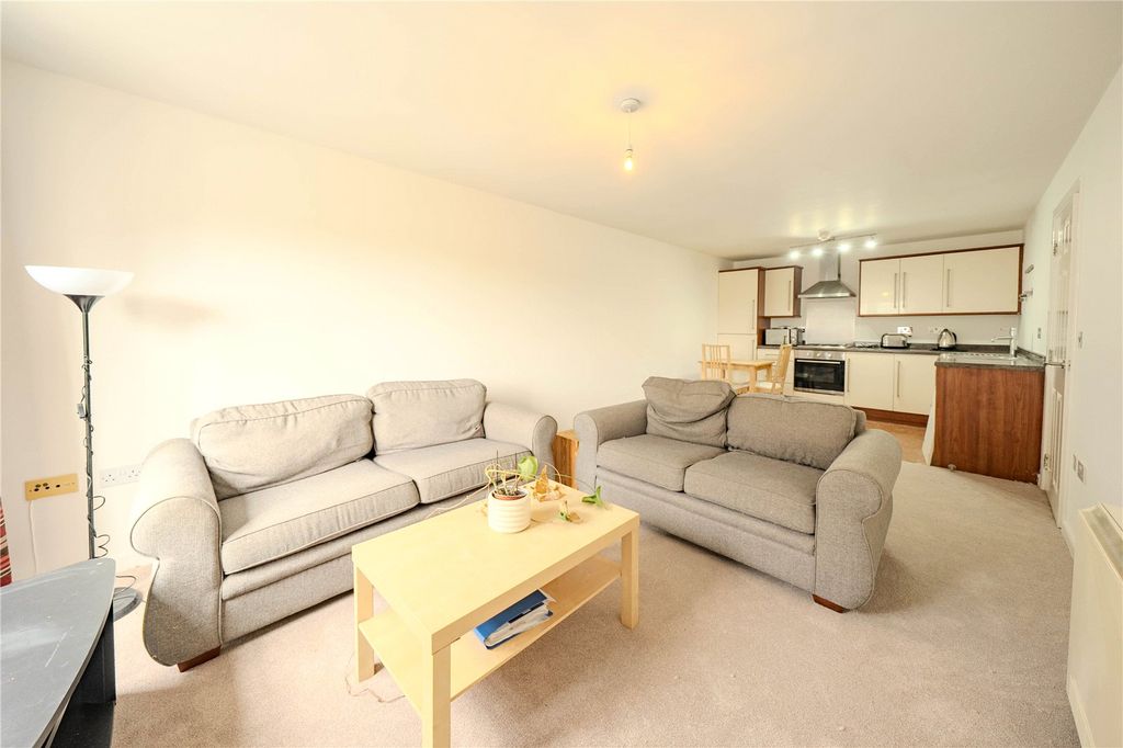 Property photo 2 of 12 Picture No. 09