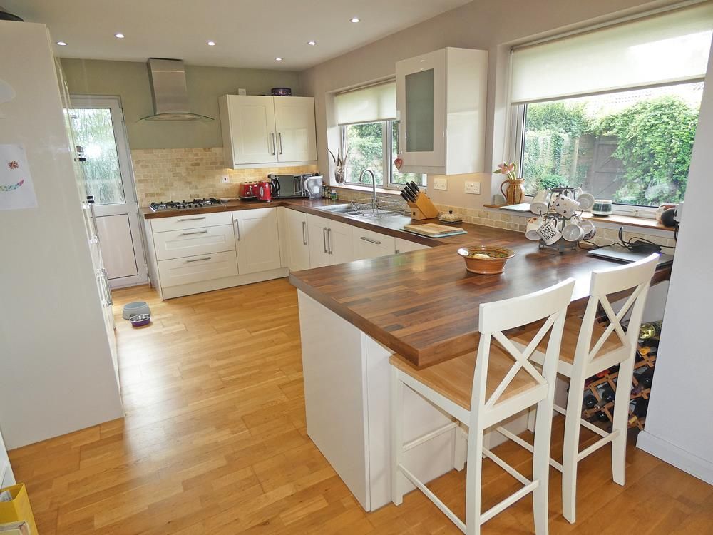 Property photo 3 of 15 2290Kitchenbreakfast.Jpg