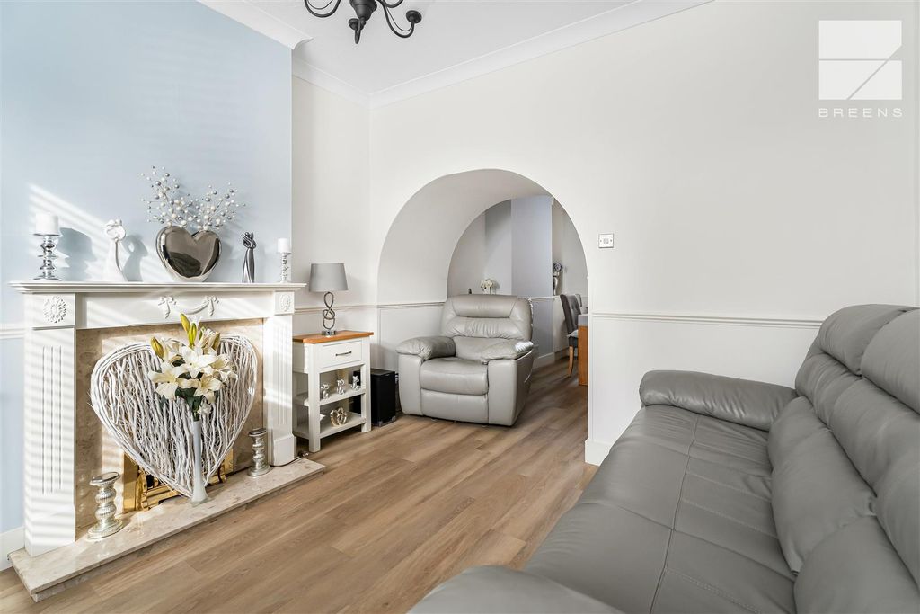 Property photo 2 of 15 12_76398_Watermarked.Jpg