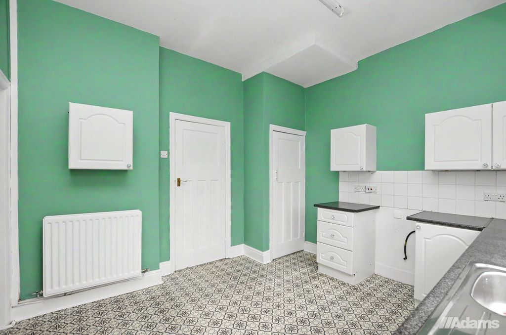Property photo 2 of 23