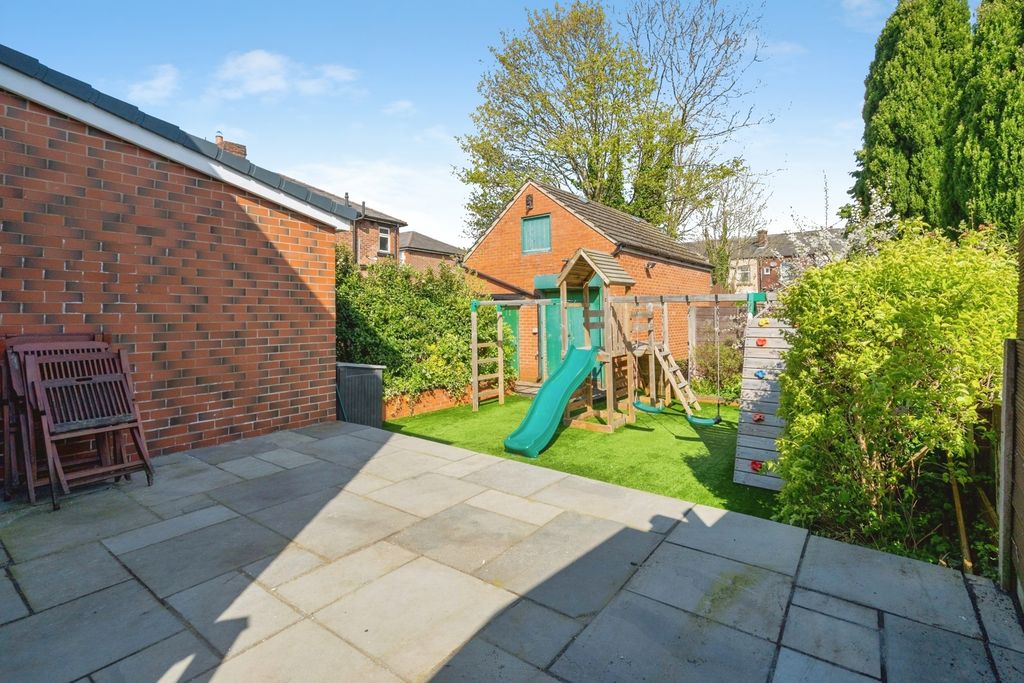 Property photo 3 of 27 Pbox-Img.Jpg