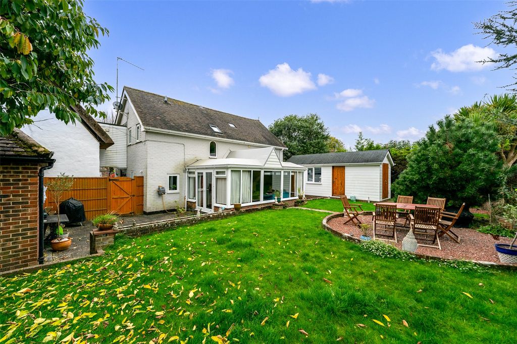 Property photo 2 of 29 Picture No. 04