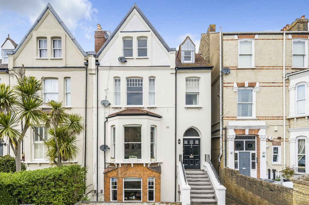 Property photo 1 of 9 Picture No. 20