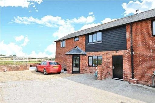 Property photo 1 of 17