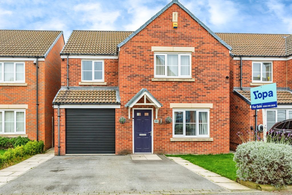 Property photo 1 of 20 2A8A5593