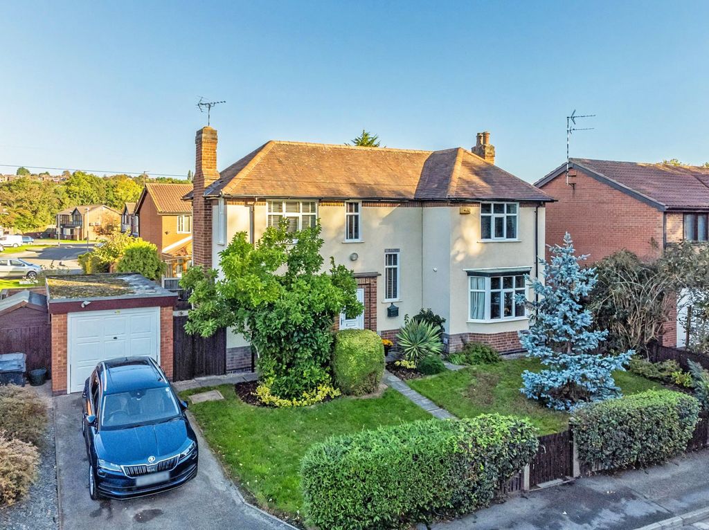 Property photo 1 of 20 Front