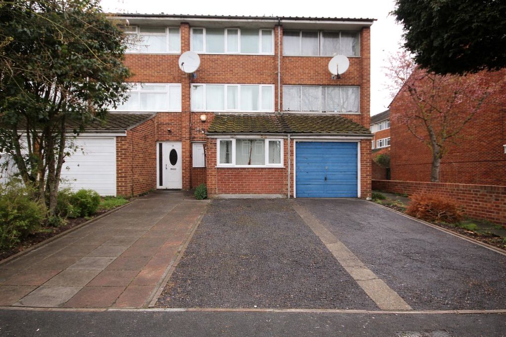 Property photo 1 of 12 Exterior