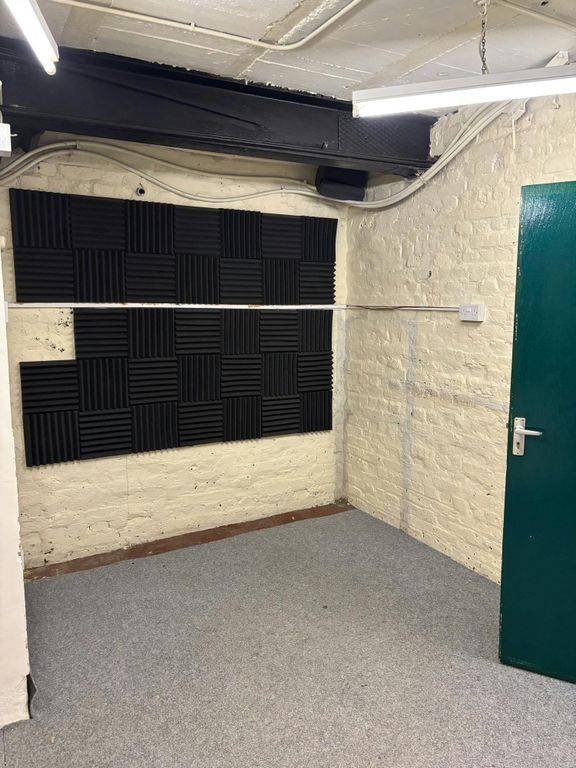 Property photo 2 of 6 Img_1879.Jpeg