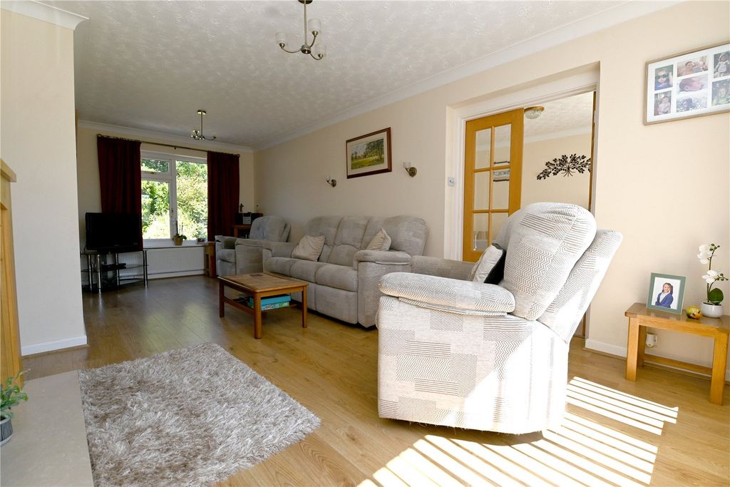 Property photo 2 of 20 Picture No. 02