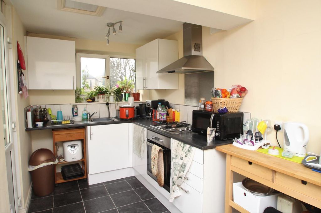 Property photo 2 of 7 0 General