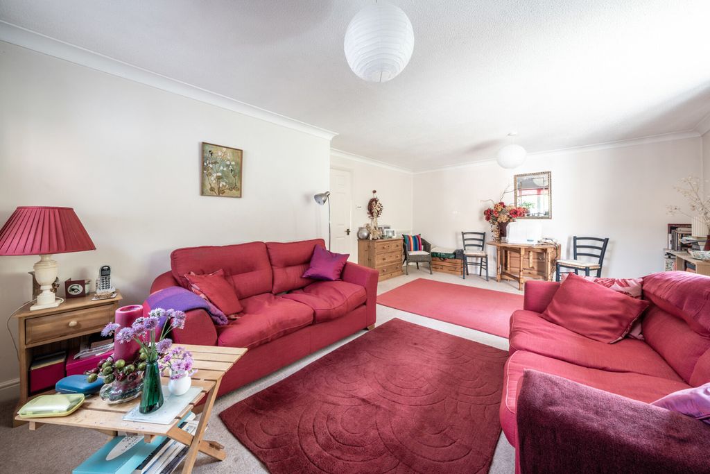 Property photo 3 of 17 1305069-9-684c3d6...