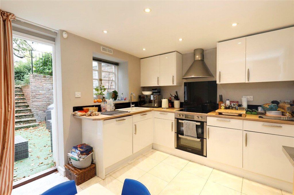 Property photo 3 of 11 Picture No. 06