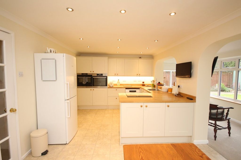 Additional image 11 of 4 bed detached house for saleFouracres, Letchworth Garden City SG6