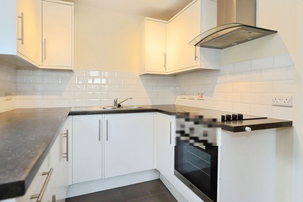 Property photo 3 of 18 Pbox-Img.Jpg