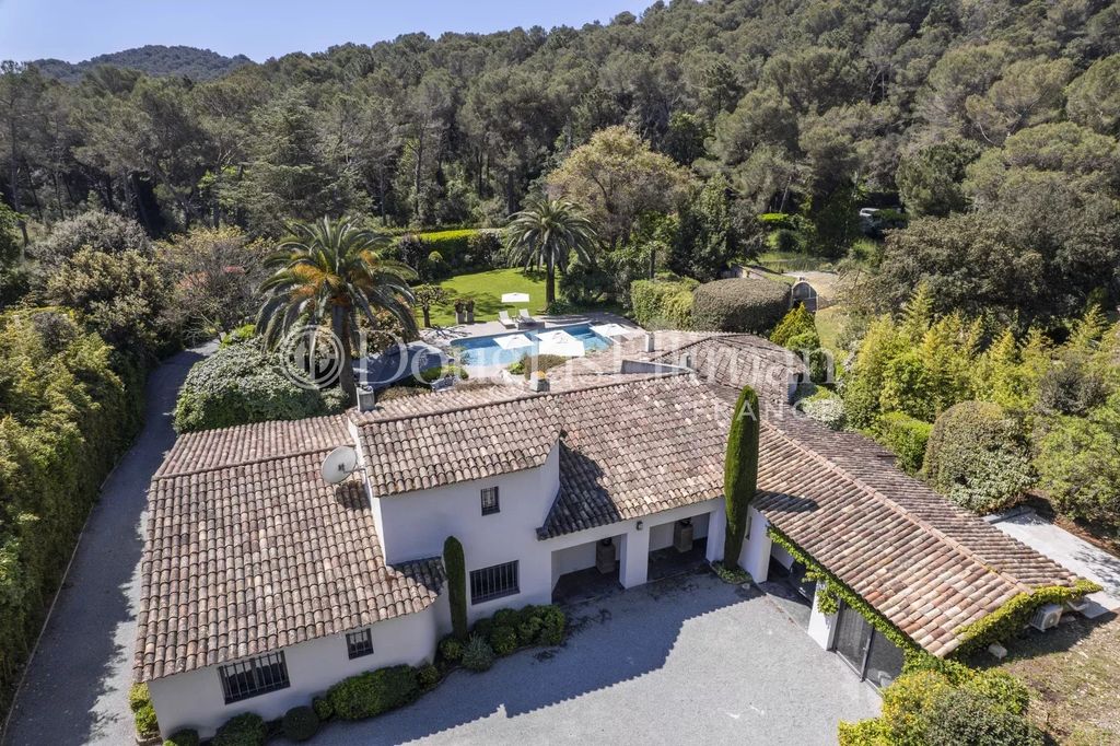 Property photo 3 of 11